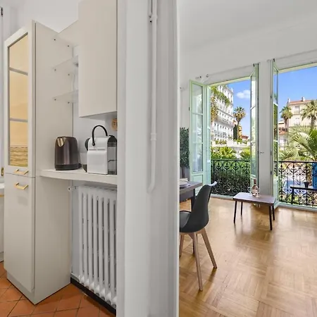 Lumineux 4pax Dans Batiment Historique Lägenhet *