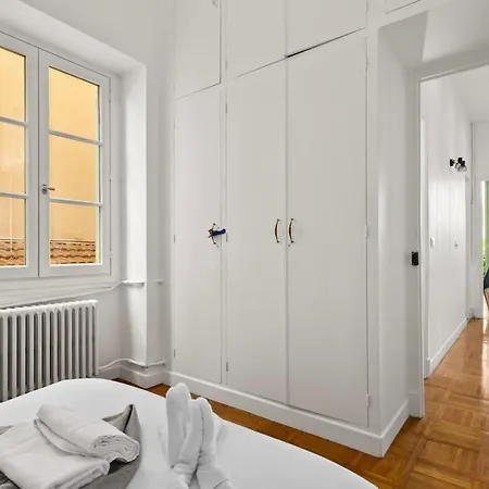 Lumineux 4pax Dans Batiment Historique Apartamento