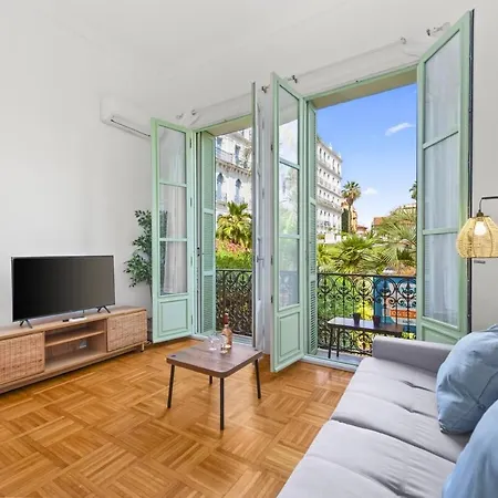 Lumineux 4pax Dans Batiment Historique Apartamento Menton